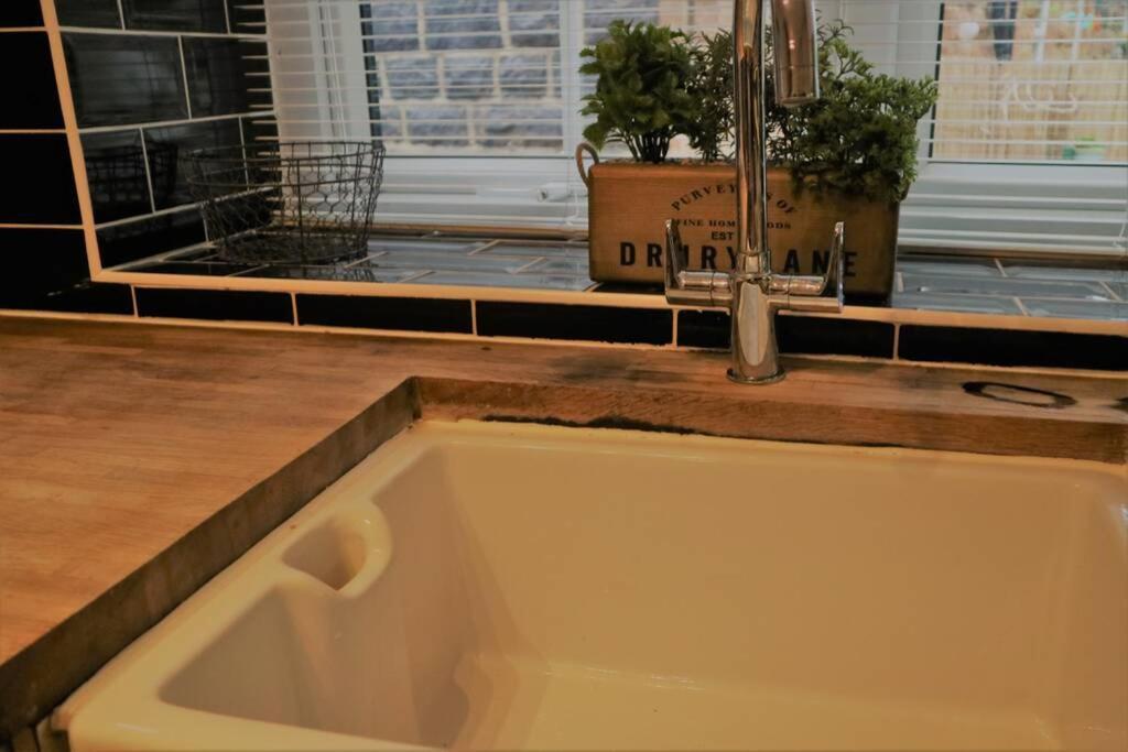 Mews Cottage Harrogate Extérieur photo