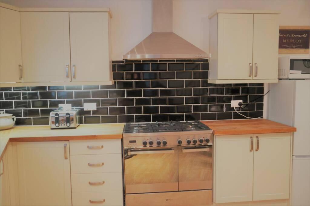 Mews Cottage Harrogate Extérieur photo