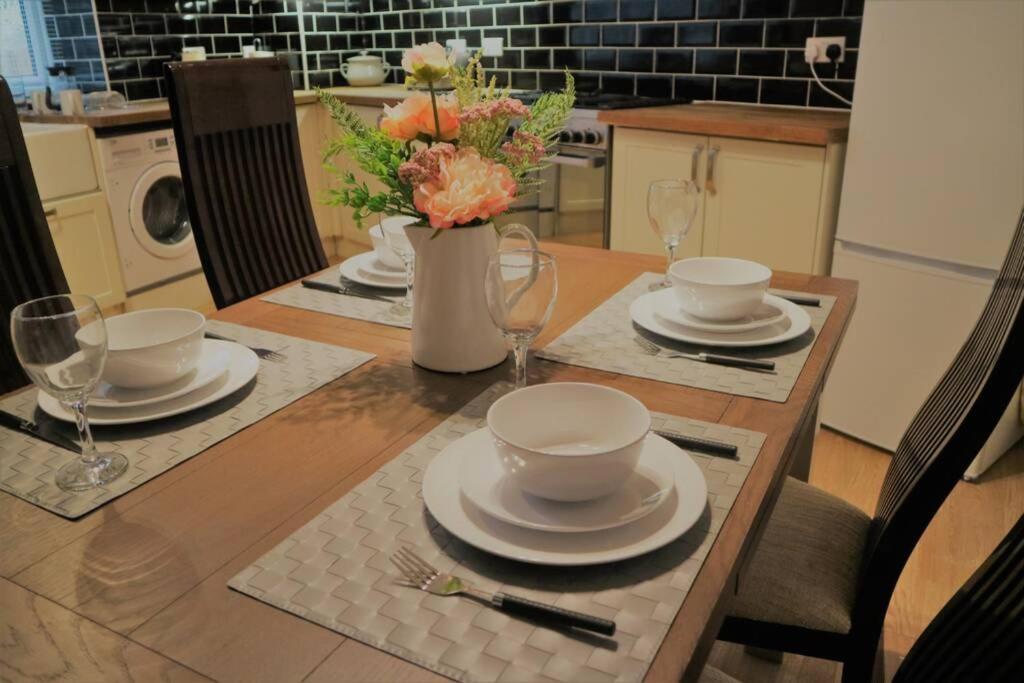 Mews Cottage Harrogate Extérieur photo